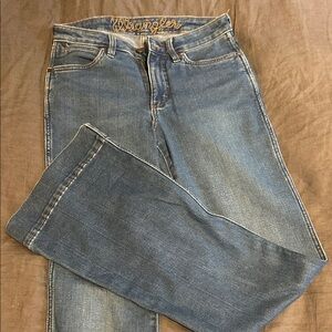 Wrangler Women's Classic Blue Straight Leg Jeans